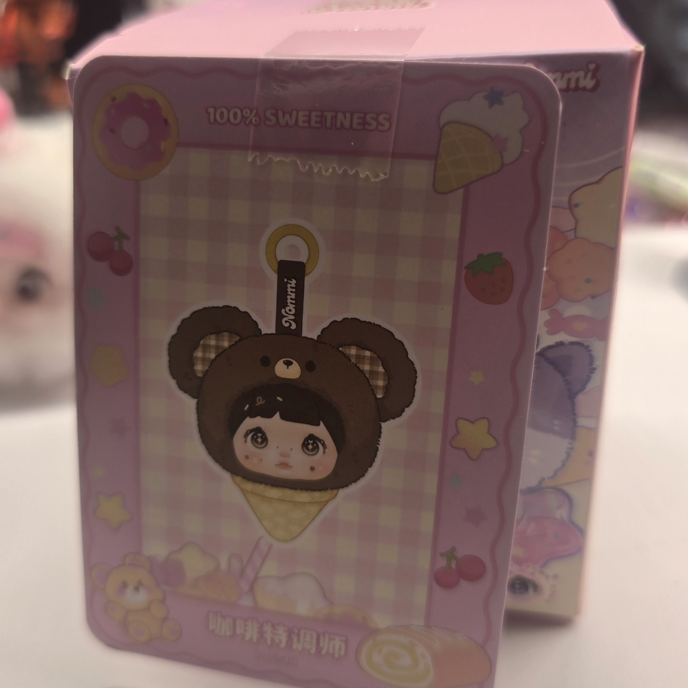NIB NOMMIE 100% SWEETNESS KEYCHAIN CONFIRMED